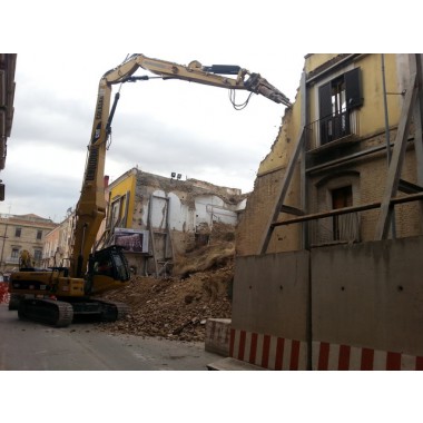 Demolizione struttura pericolante - Lucera, Foggia