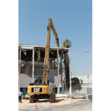 Demolizione edificio - Fiera del Levante, Bari