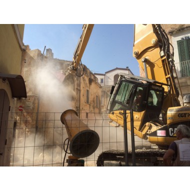 Demolizione fabbricato in Via Pepe, Via De Dedo e Via Monte Carso - Corato (BA)
