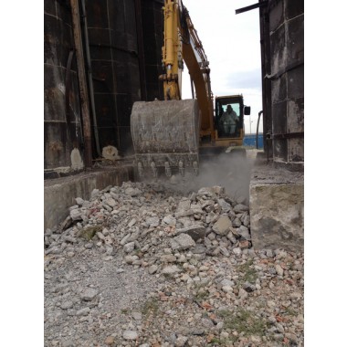 Demolizione scala stabilimento industriale ex Saibi - Margherita di Savoia (BAT)
